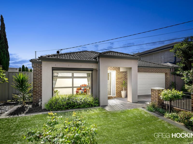 17 Civic Parade, Seaholme image 1