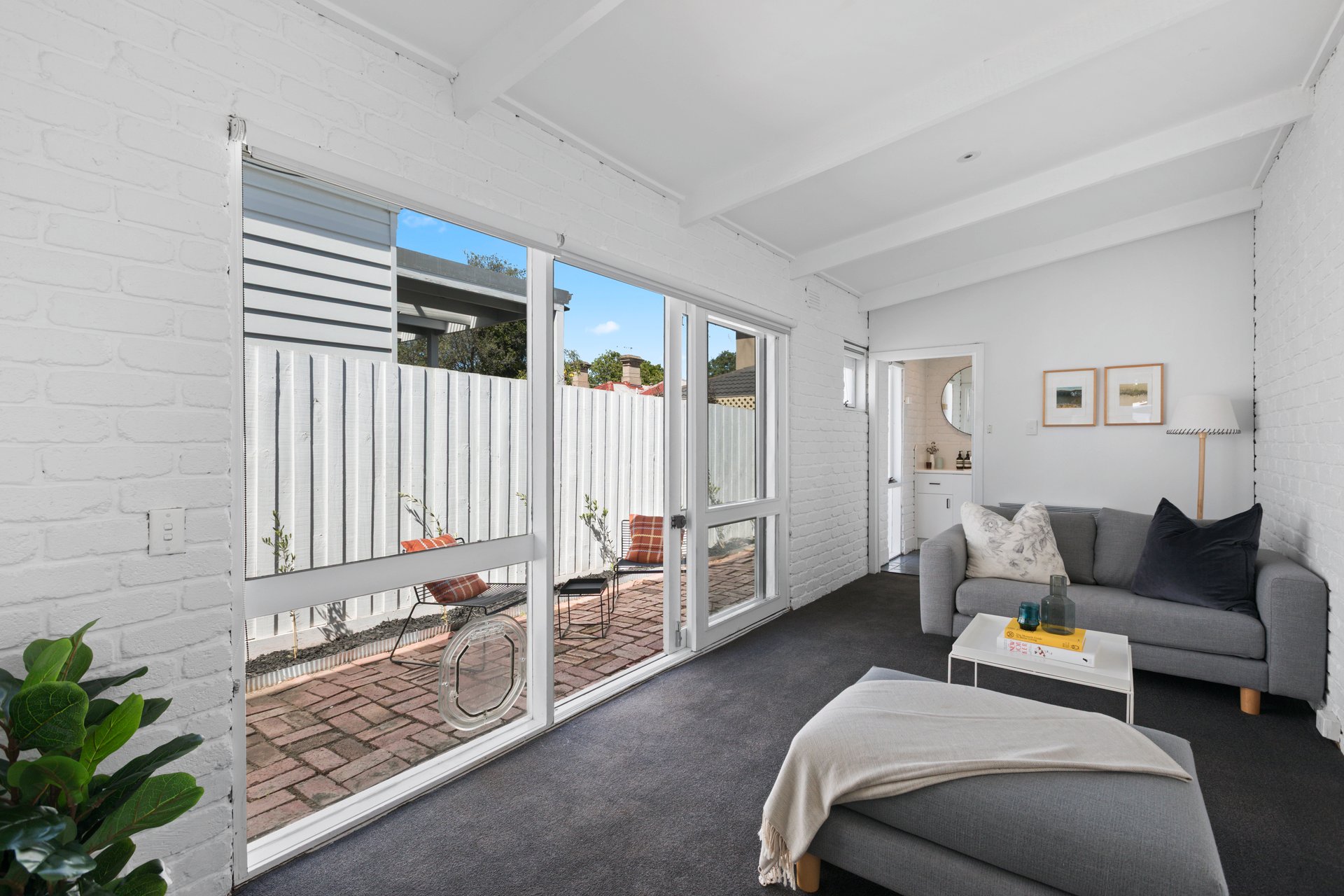 17 Clarence Street, Flemington image 5