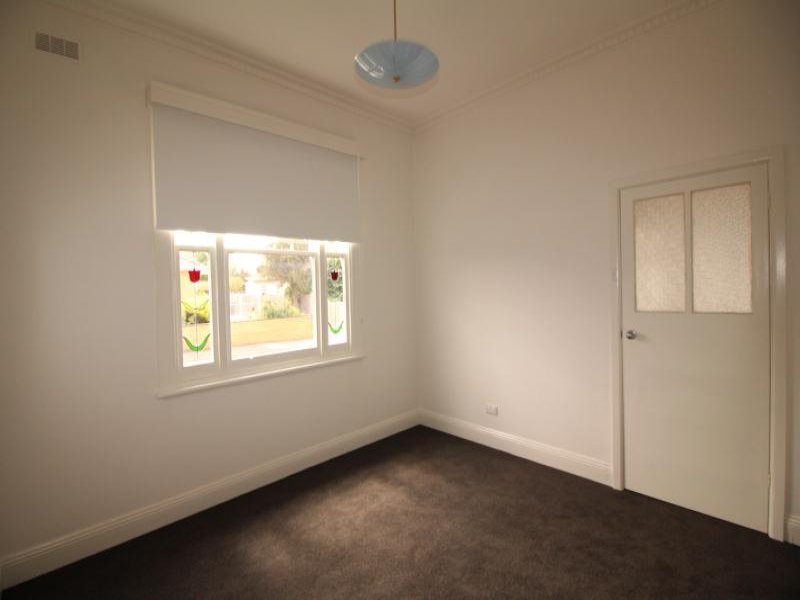 17 Clarence Street, Geelong West image 3