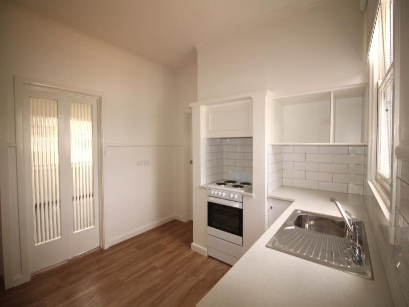 17 Clarence Street, Geelong West image 5