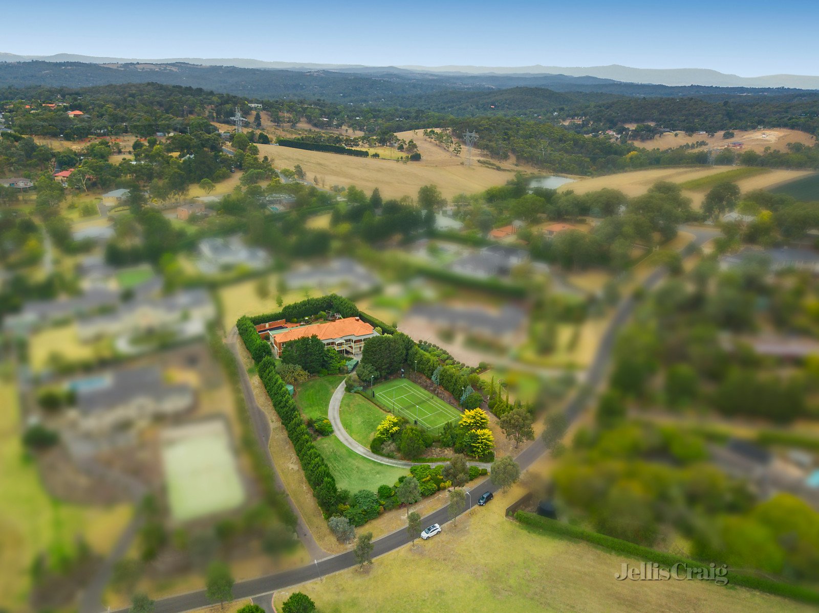 17 Clematis Court, Warrandyte image 3