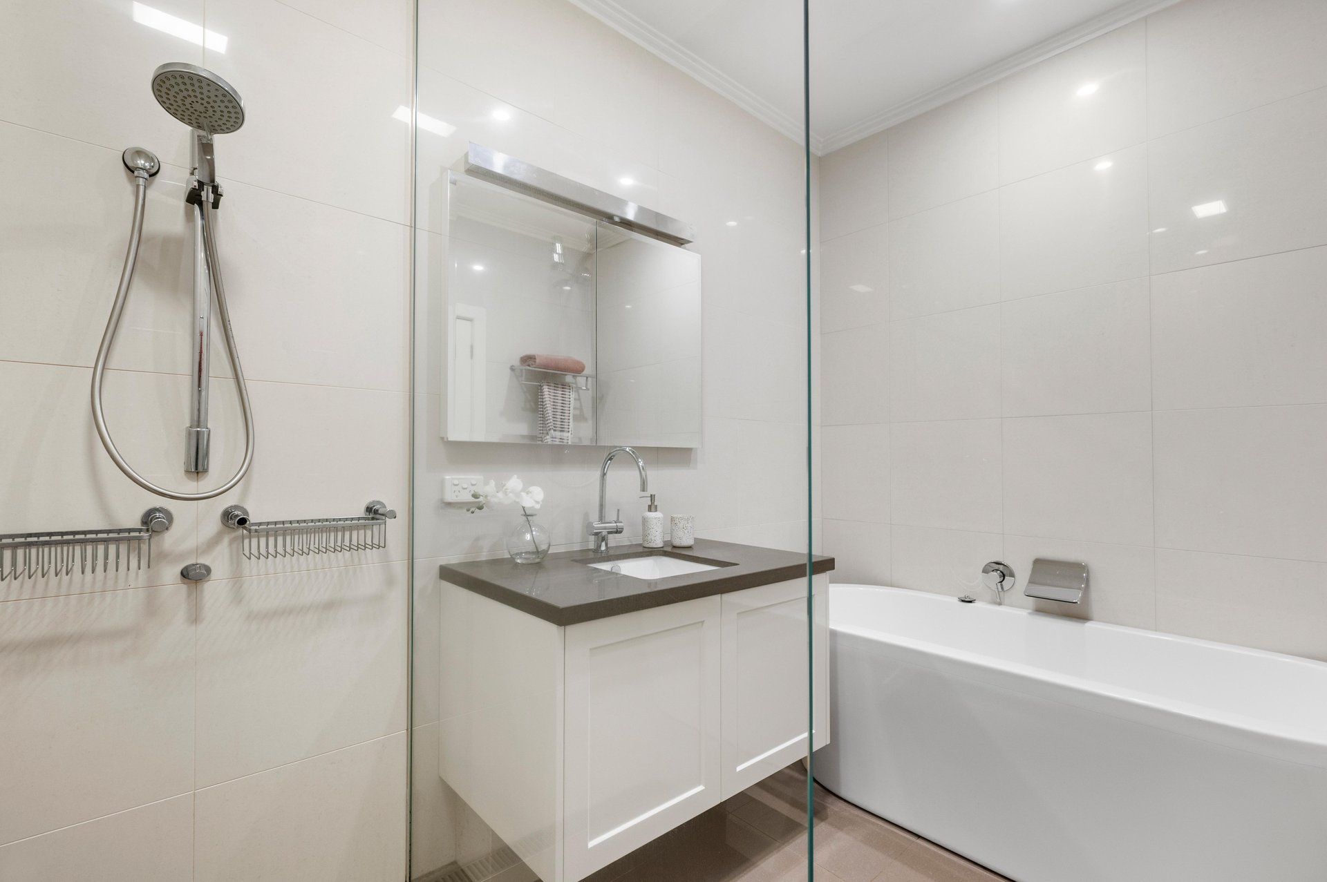 17 Clifton Street, Blackburn image 6