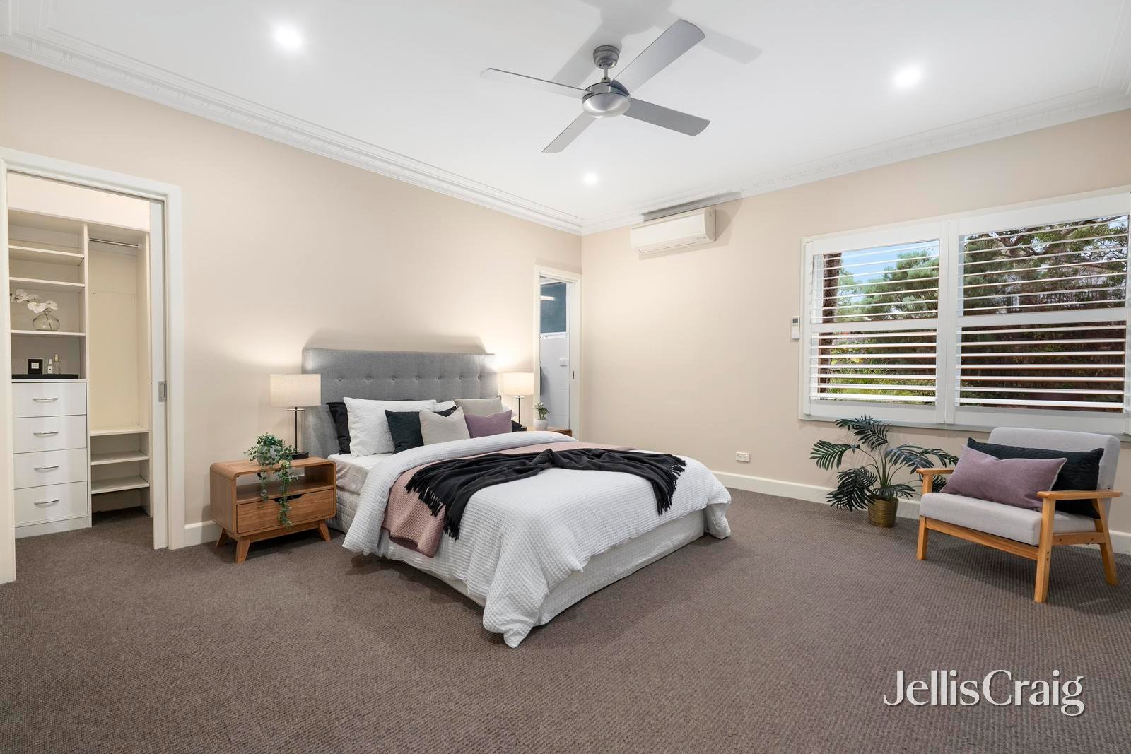 17 Clifton Street, Blackburn image 6