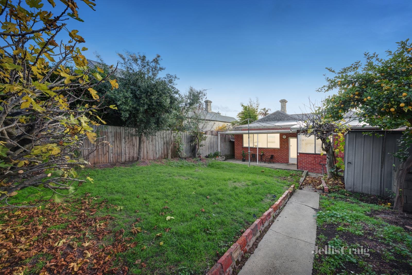 17 Clive Road, Hawthorn East image 4