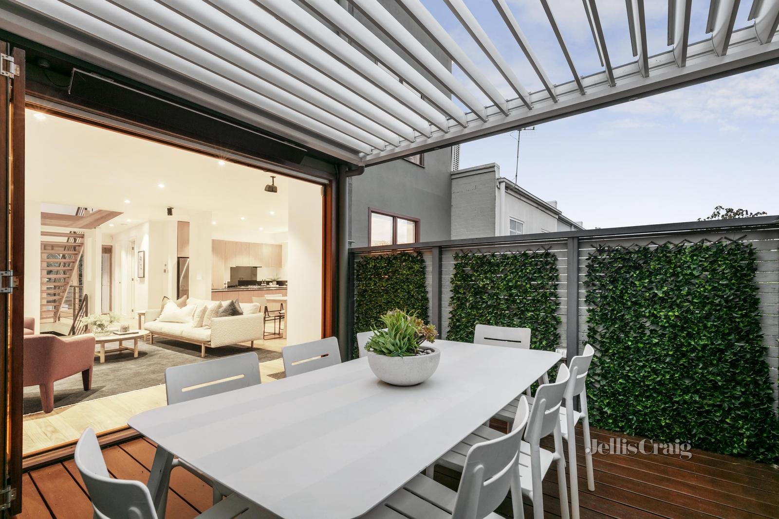 1/7 Cromwell Road, South Yarra image 12