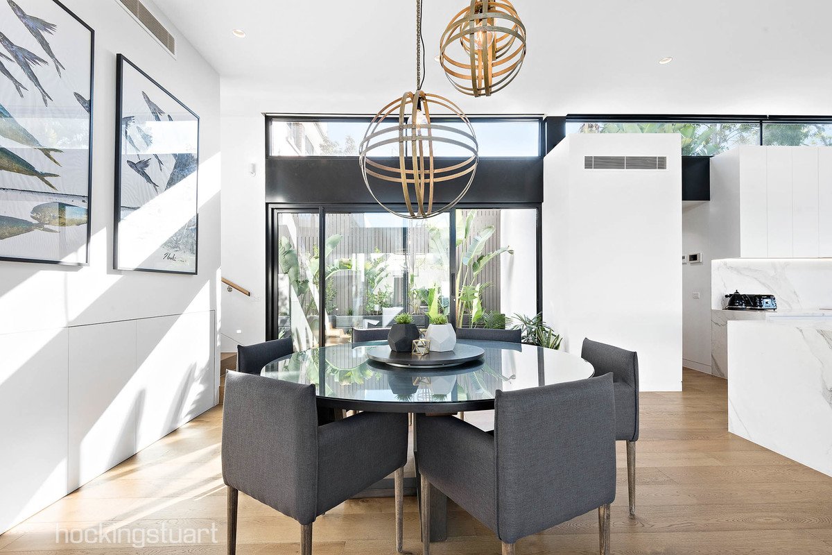 17 Cumberland Avenue, Balwyn North image 3
