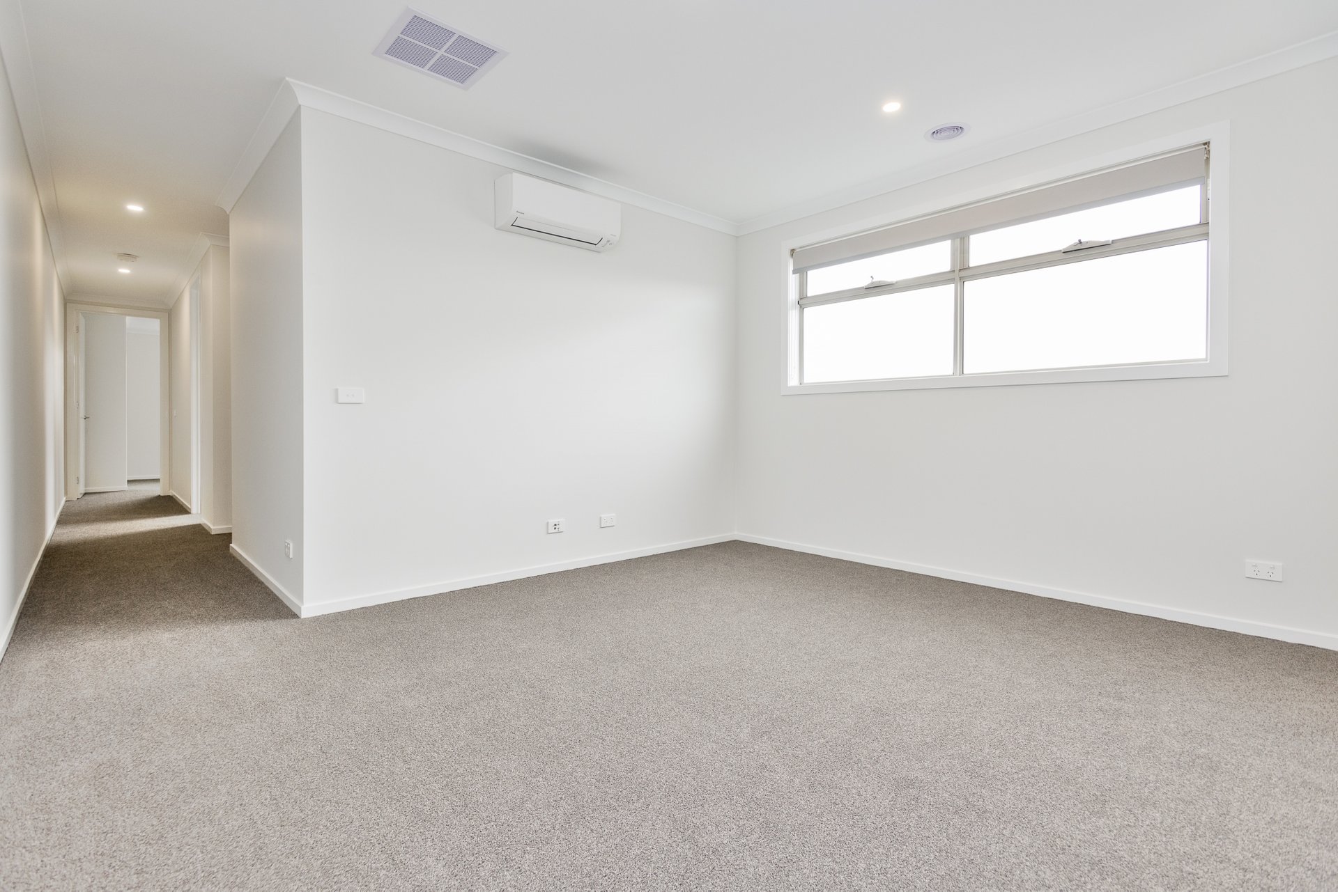 17 Cuthbert Street, Niddrie image 4