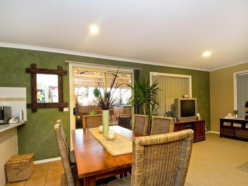 17 Cypress Crescent, Leopold image 5