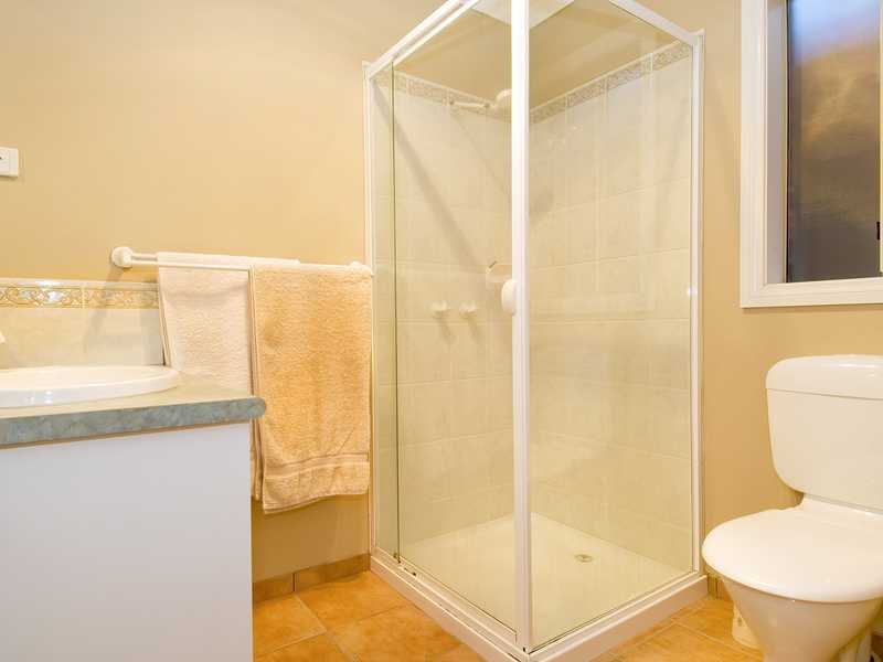 17 Cypress Crescent, Leopold image 10