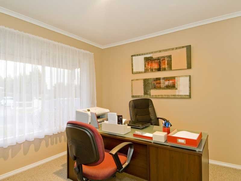 17 Cypress Crescent, Leopold image 11