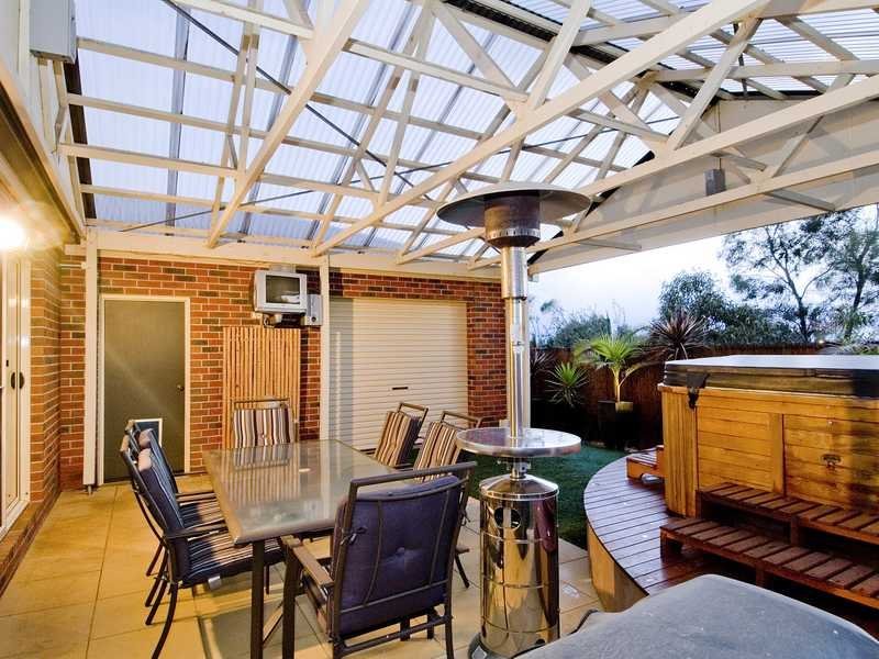 17 Cypress Crescent, Leopold image 13