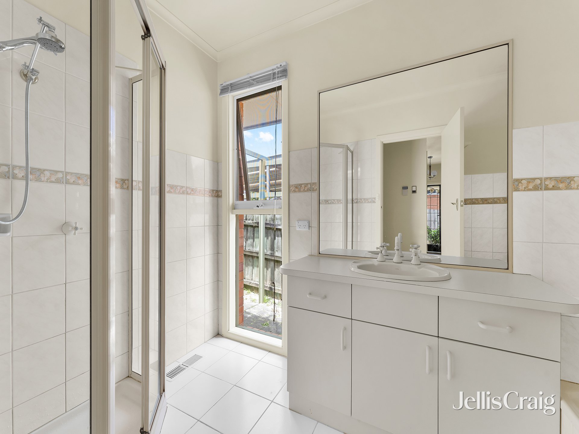 17 Dallas Street, Mount&nbsp;Waverley image 5