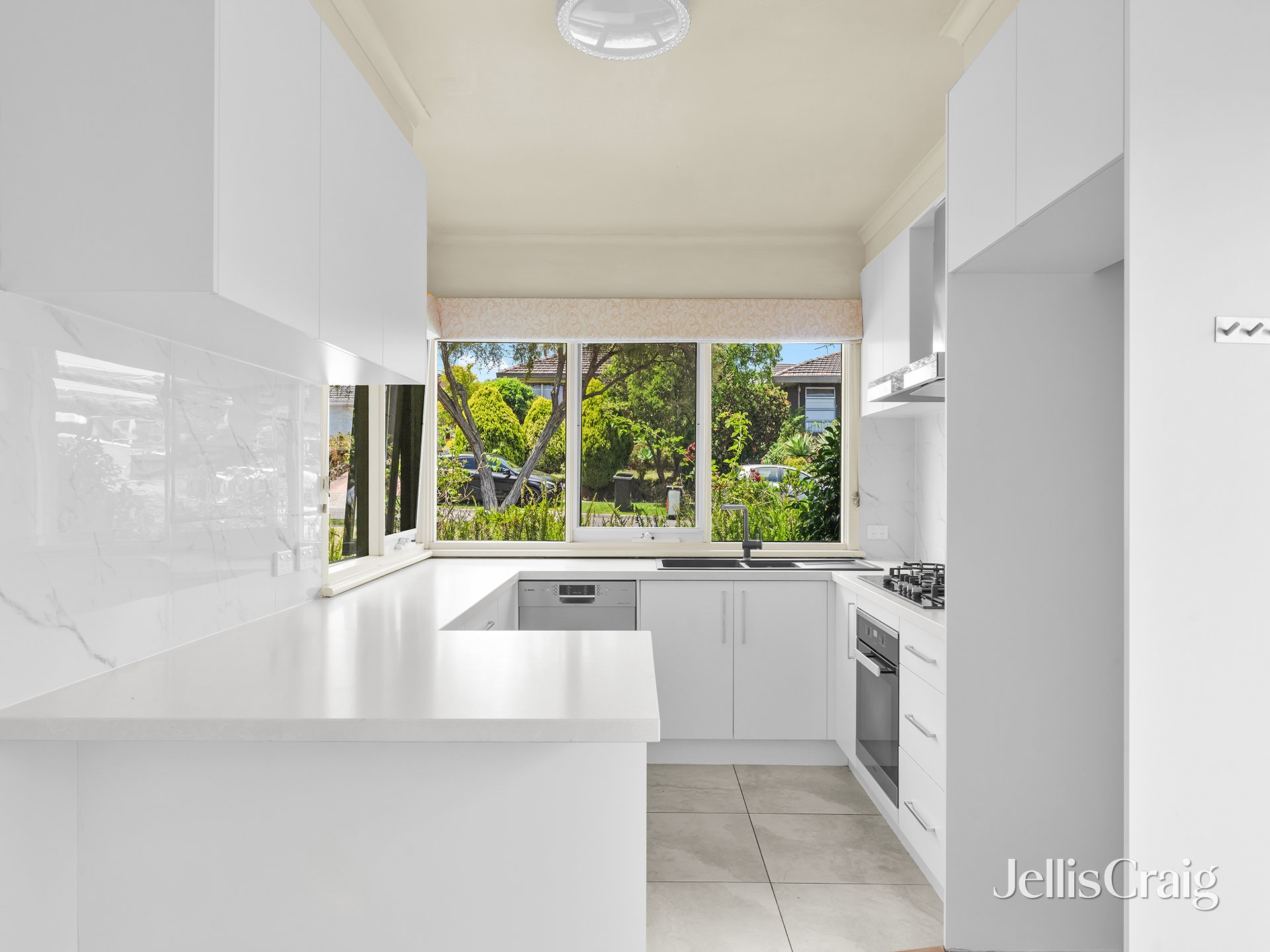 17 Dallas Street, Mount&nbsp;Waverley image 2