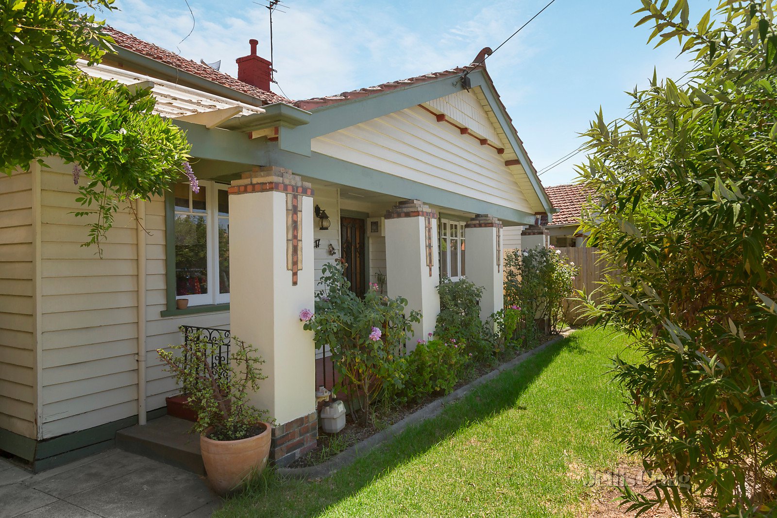 17 Darlington Grove, Coburg image 8