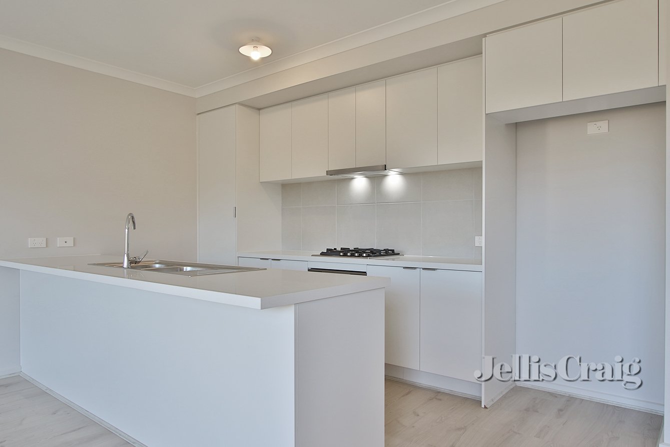 17 Darwinia Avenue, Clyde image 2