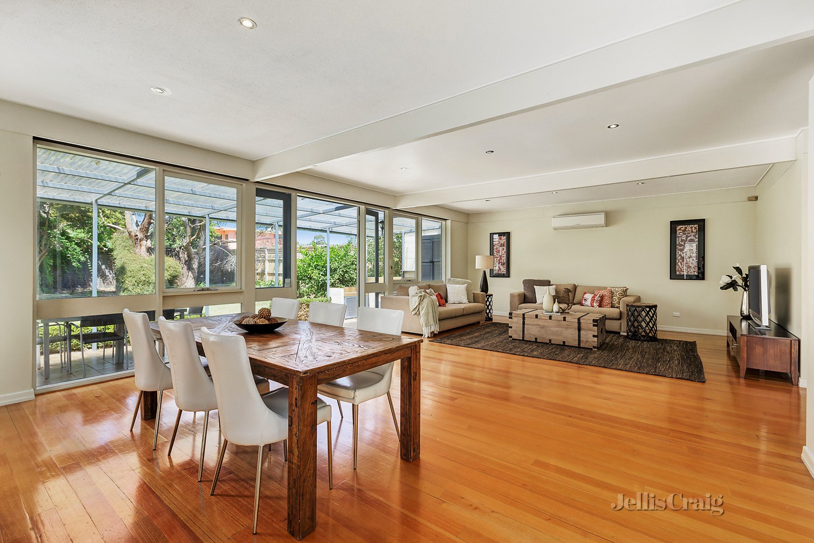 17 Dent Street, Glen Iris image 3