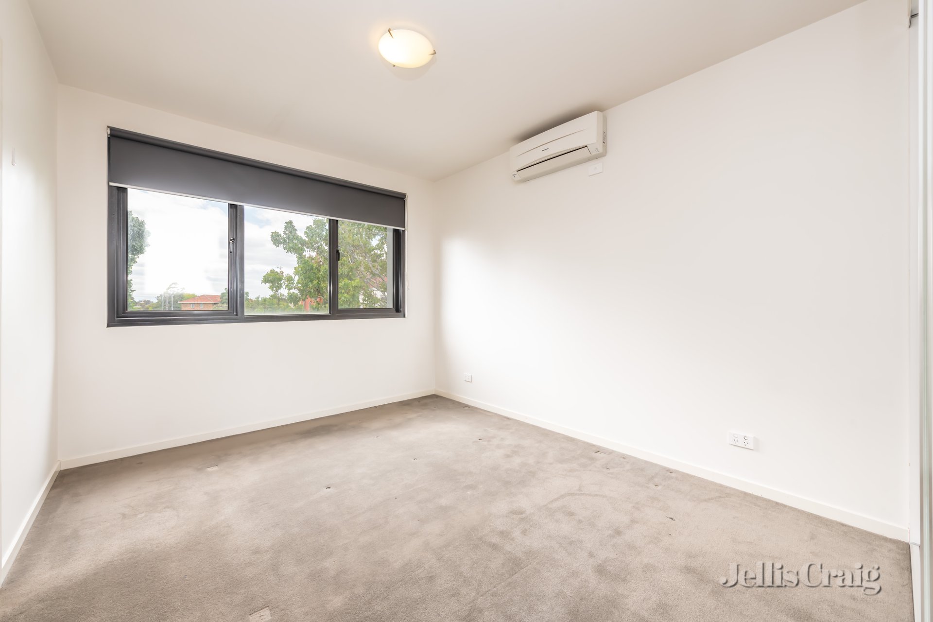 17 Dianella Walkway, Brunswick East image 4