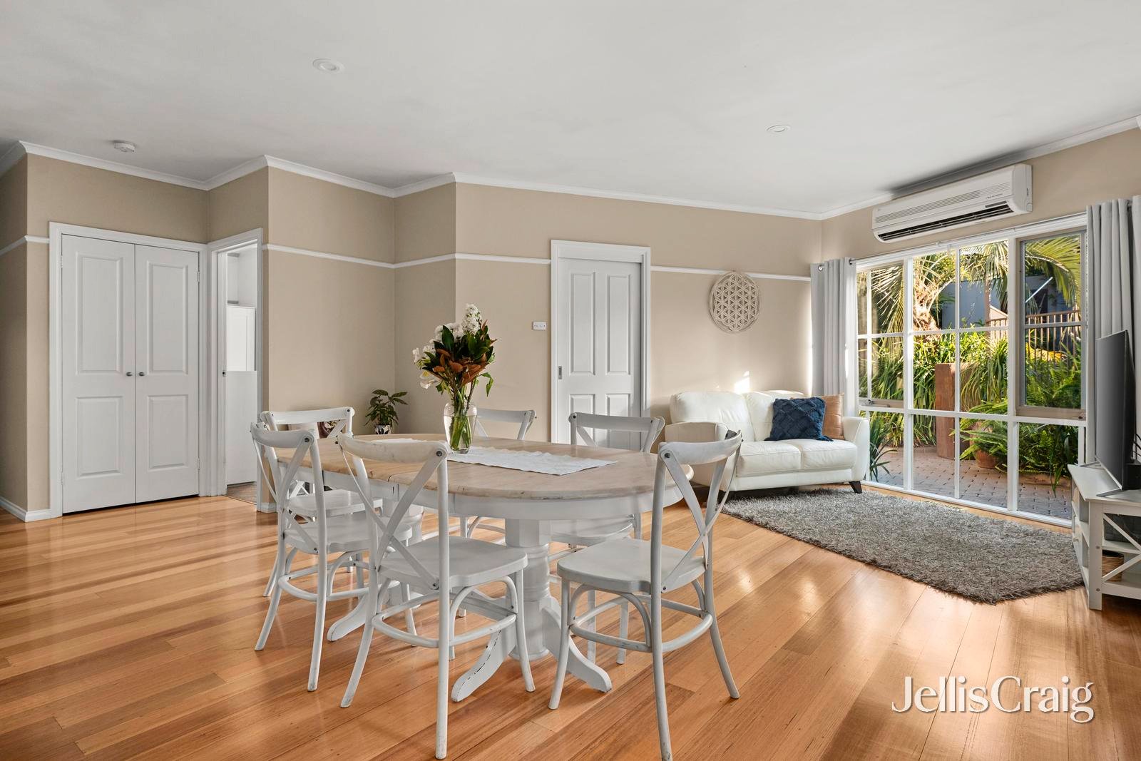 17 Dobson Avenue, Rosanna image 8