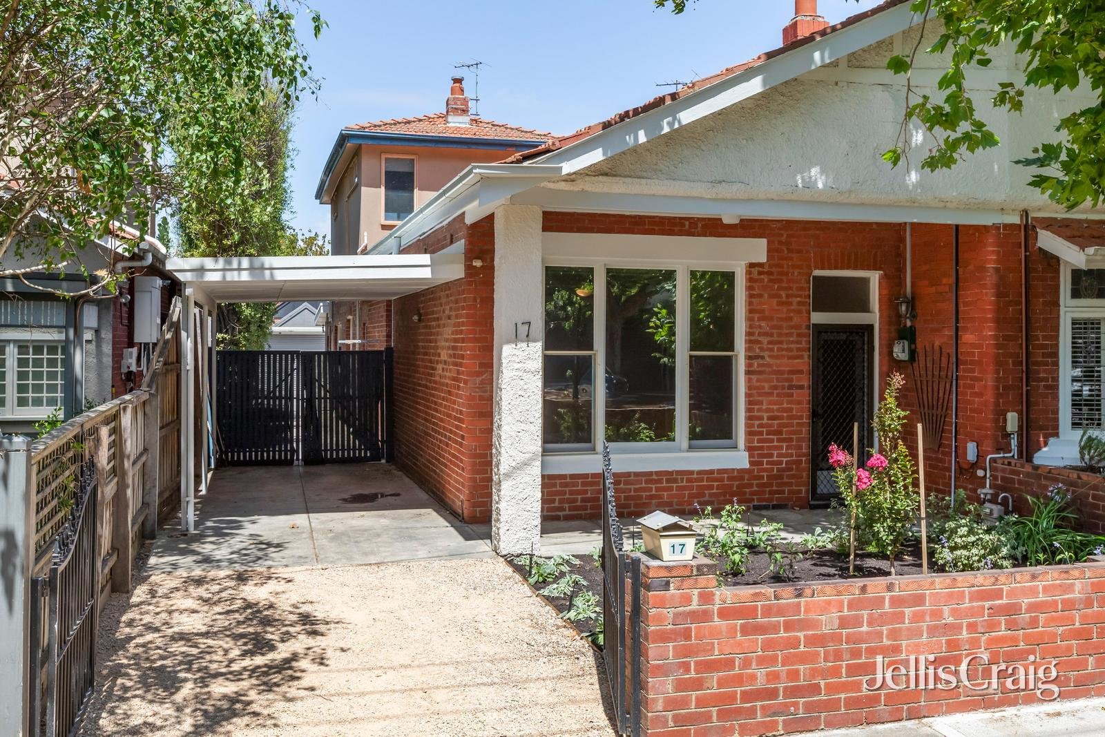 17 Docker Street, Elwood image 1
