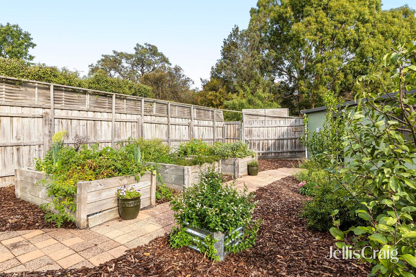 17 Dumossa Avenue, Rosebud image 20