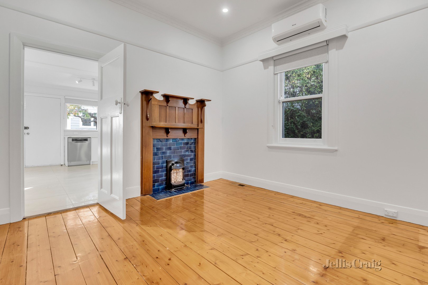17 Dunstan Avenue, Brunswick image 2