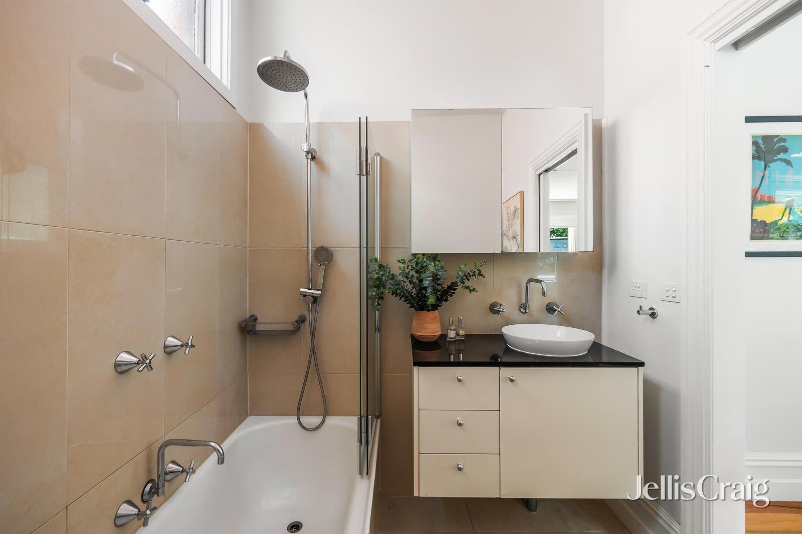 17 Eastbourne Street, Prahran image 9