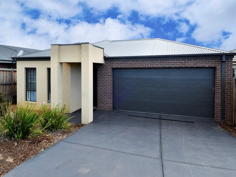 17 Ebbtide Drive, Leopold image 1
