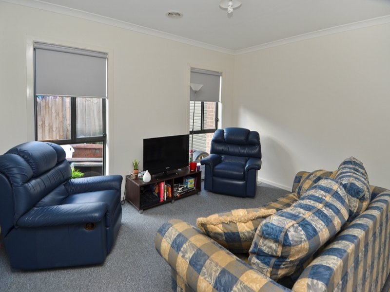 17 Ebbtide Drive, Leopold image 3