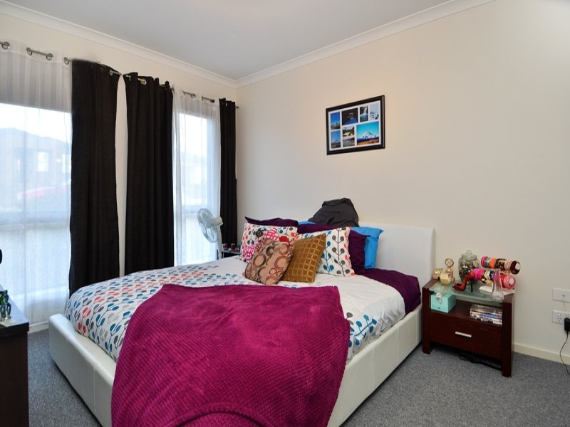 17 Ebbtide Drive, Leopold image 8