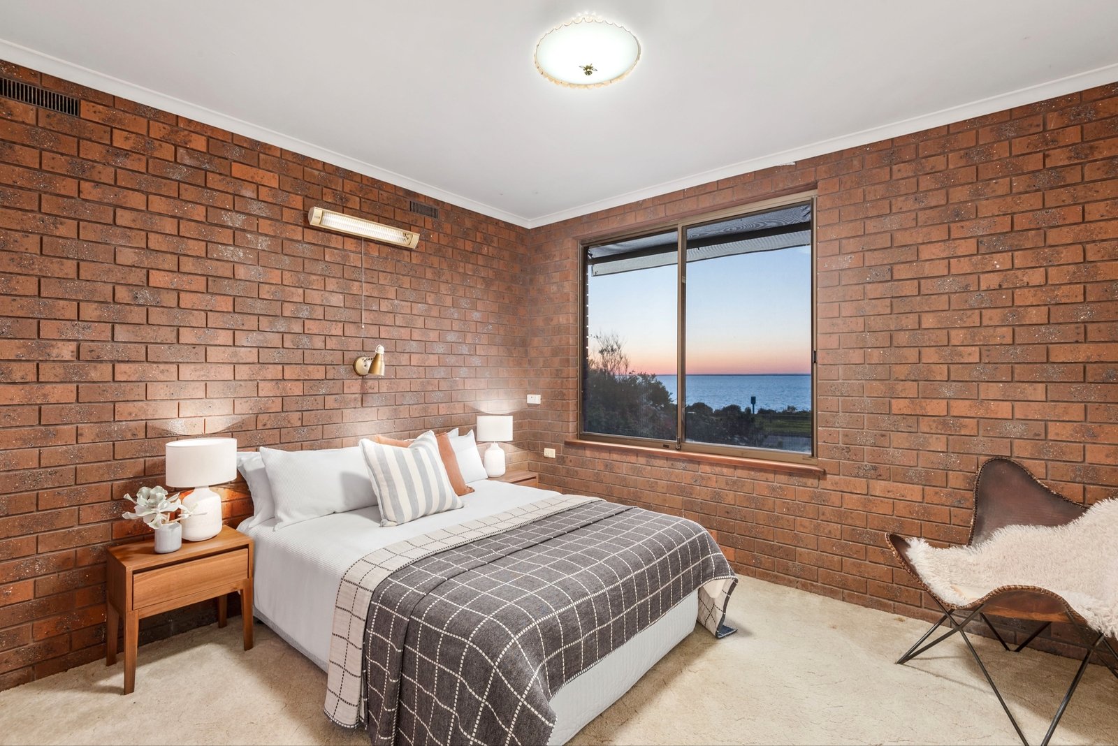 Property Gallery Thumbnail 19