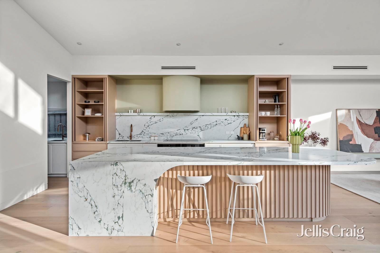 17 Edmends Street, Brunswick image 4