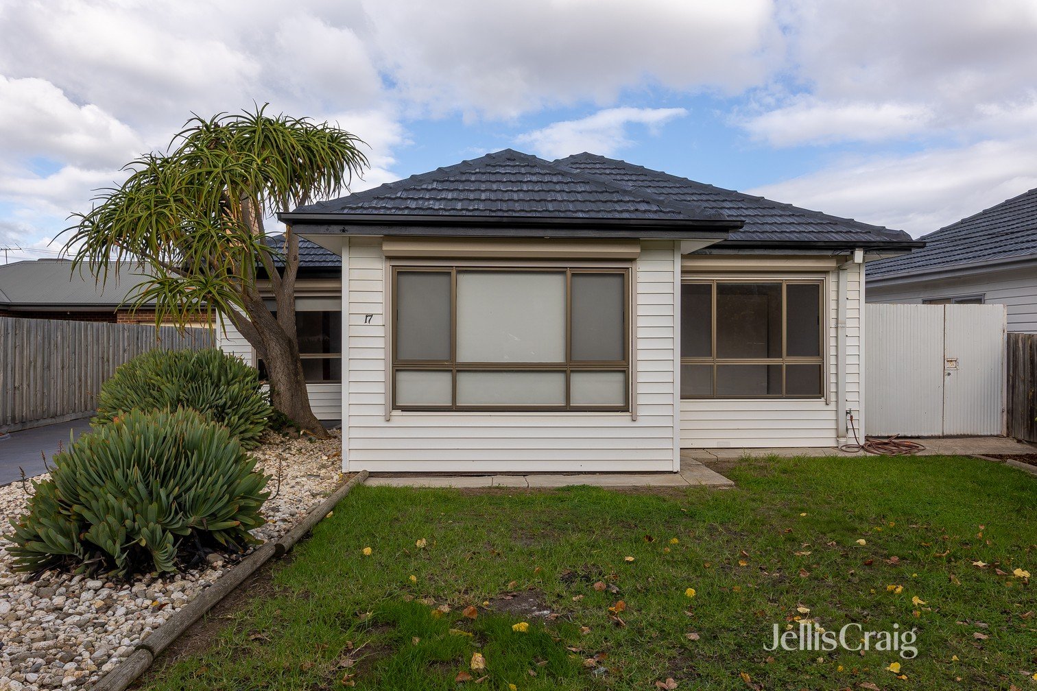 17 Edward Avenue, Altona&nbsp;North image 1