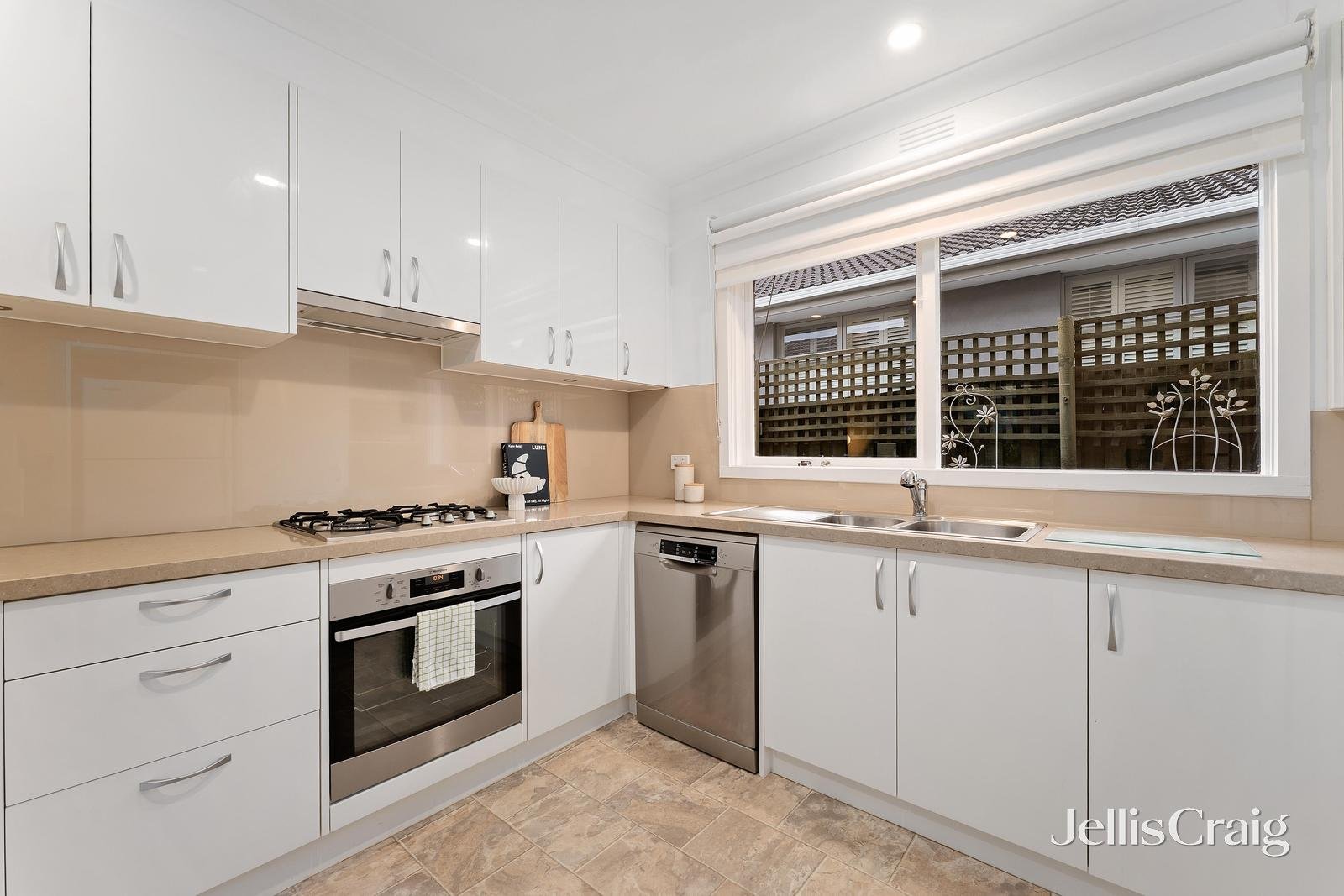 17 Ellad Close, Vermont image 2