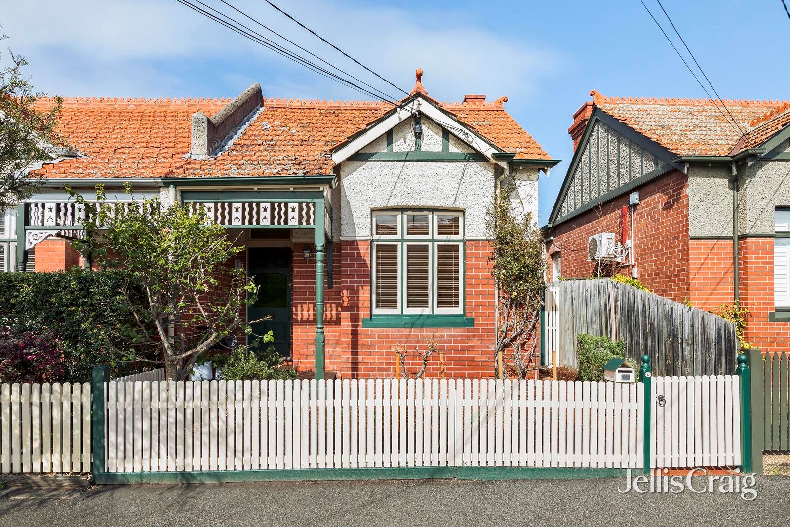 17 Elm Grove, Balaclava image 2