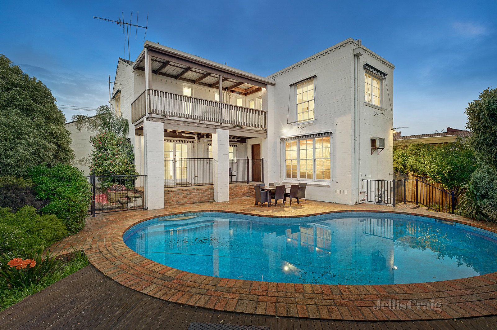 17 Fairbank Crescent, Templestowe Lower image 2