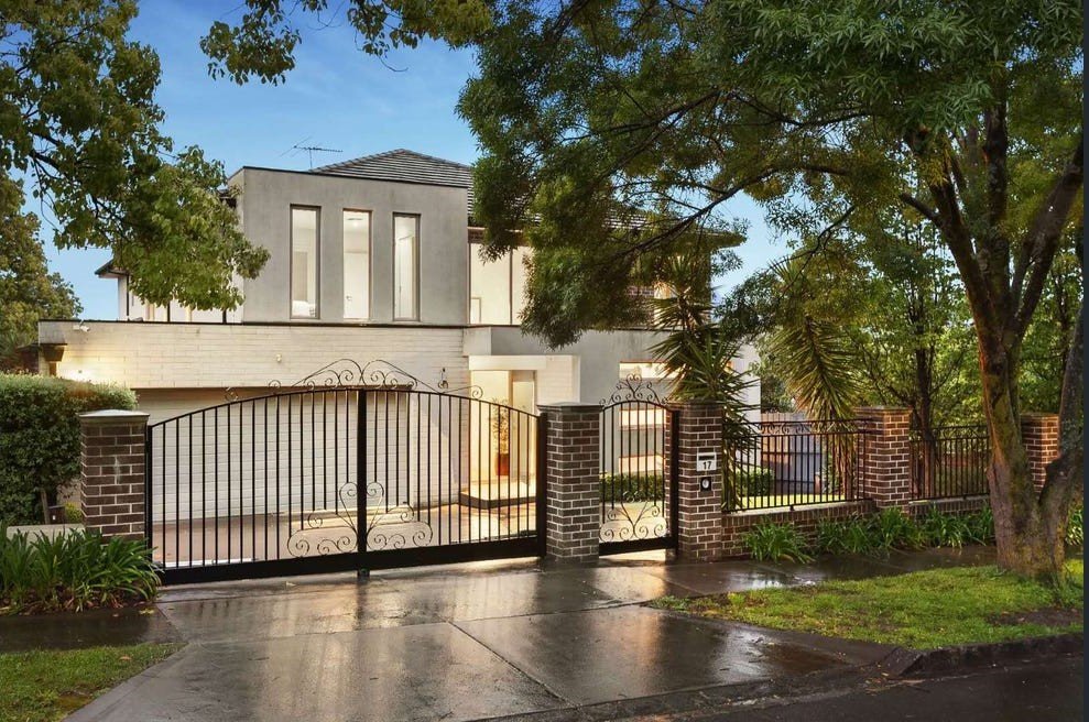 17 Freeman Street, Balwyn image 1