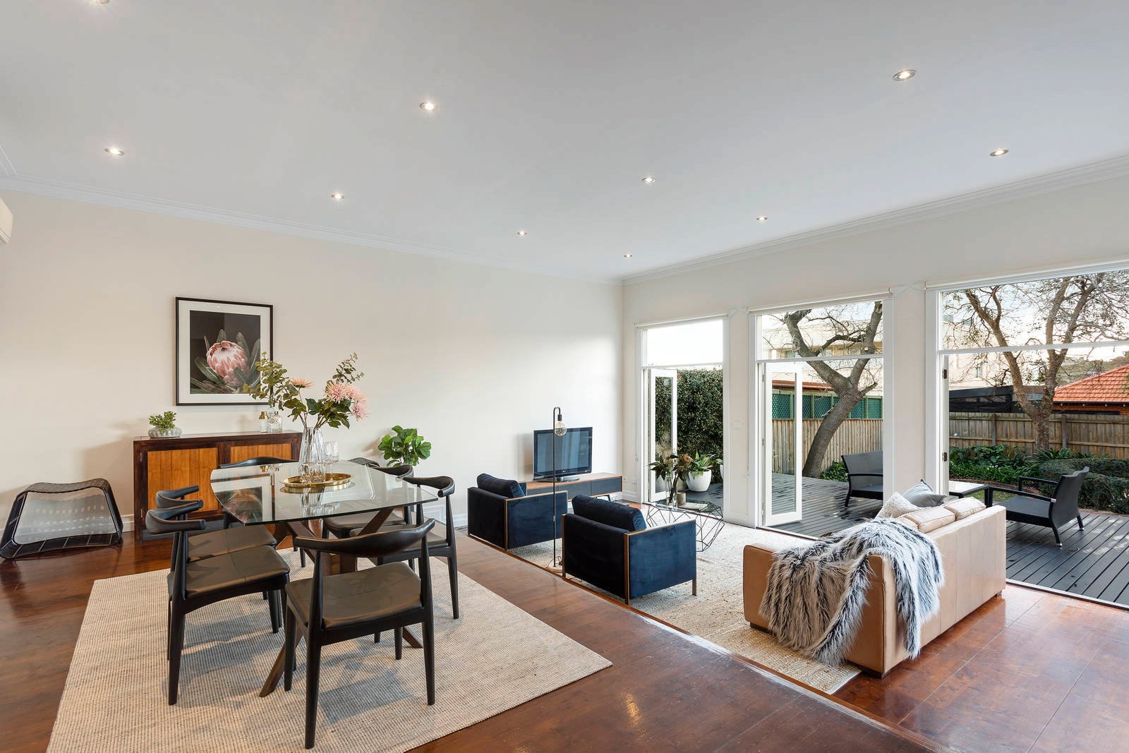 Property Gallery Thumbnail 6