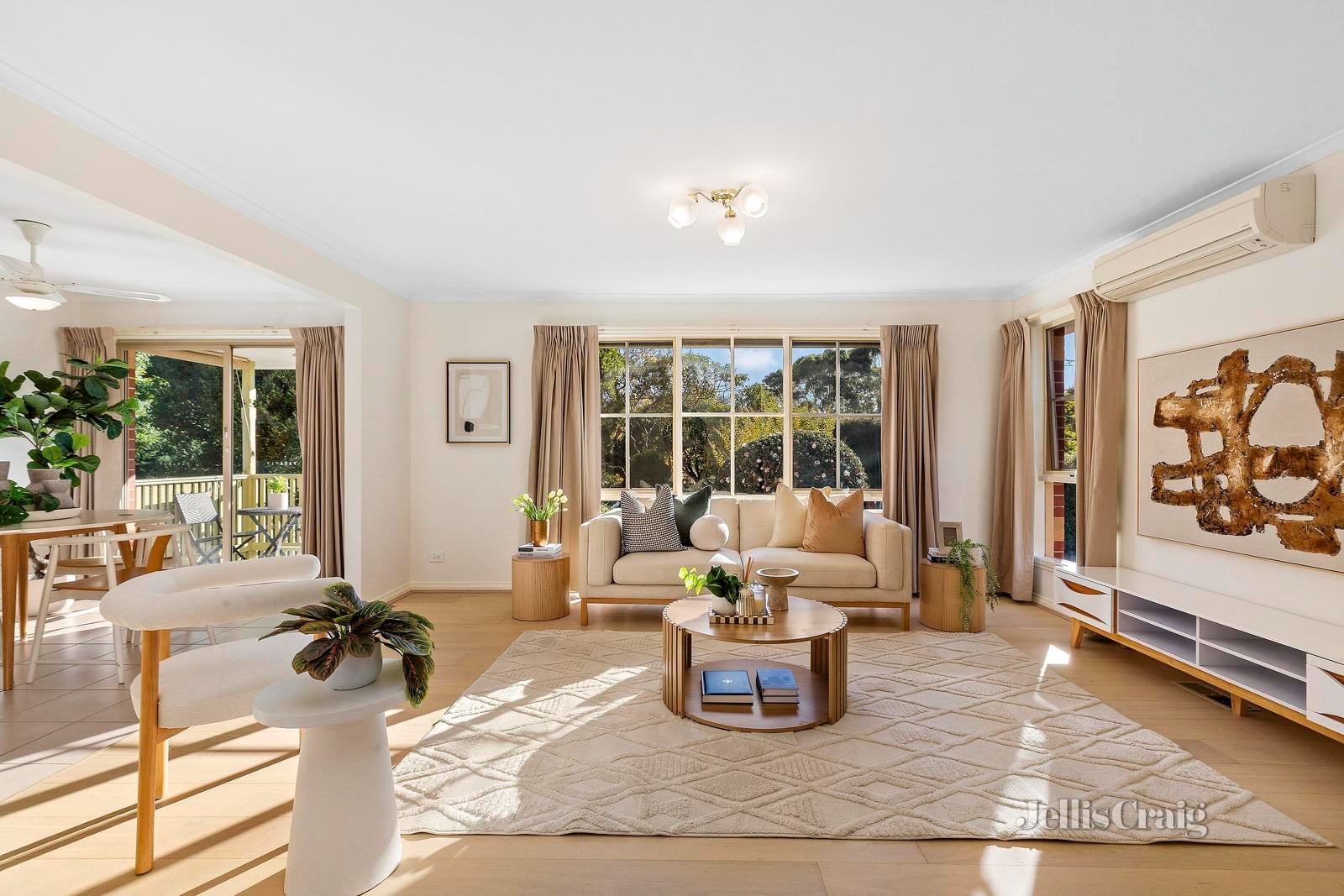 1/7 George Street, Mont Albert image 2