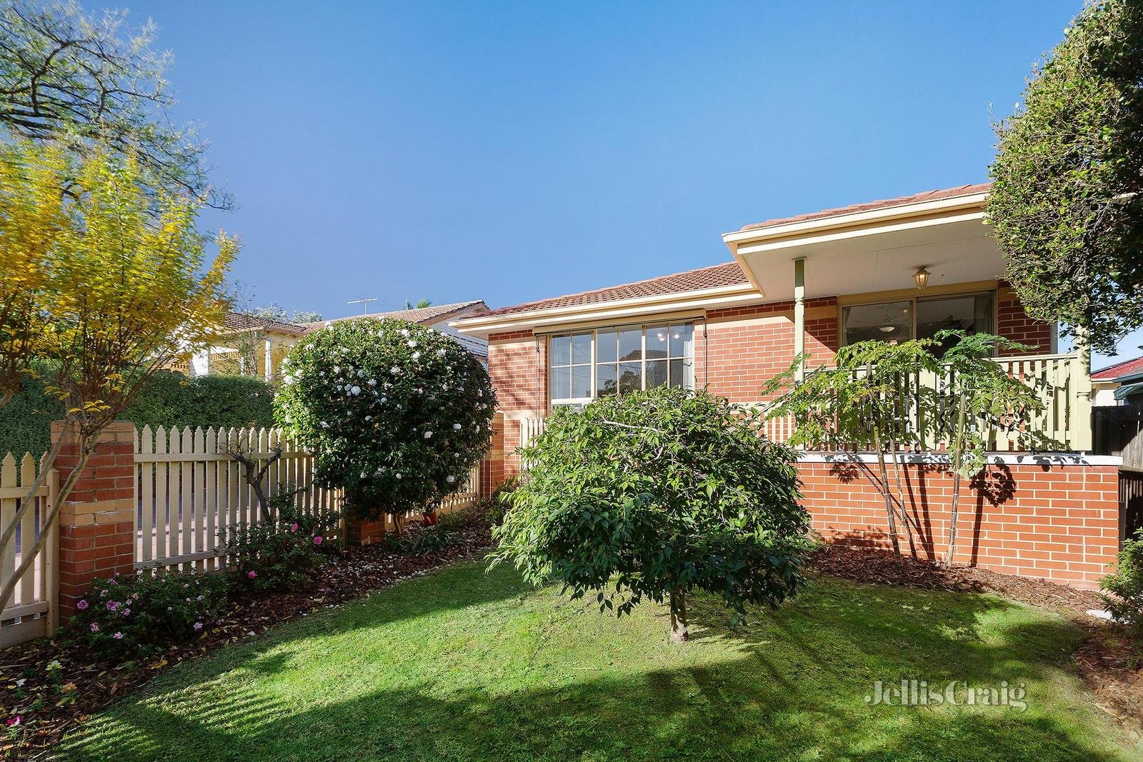 1/7 George Street, Mont Albert image 9