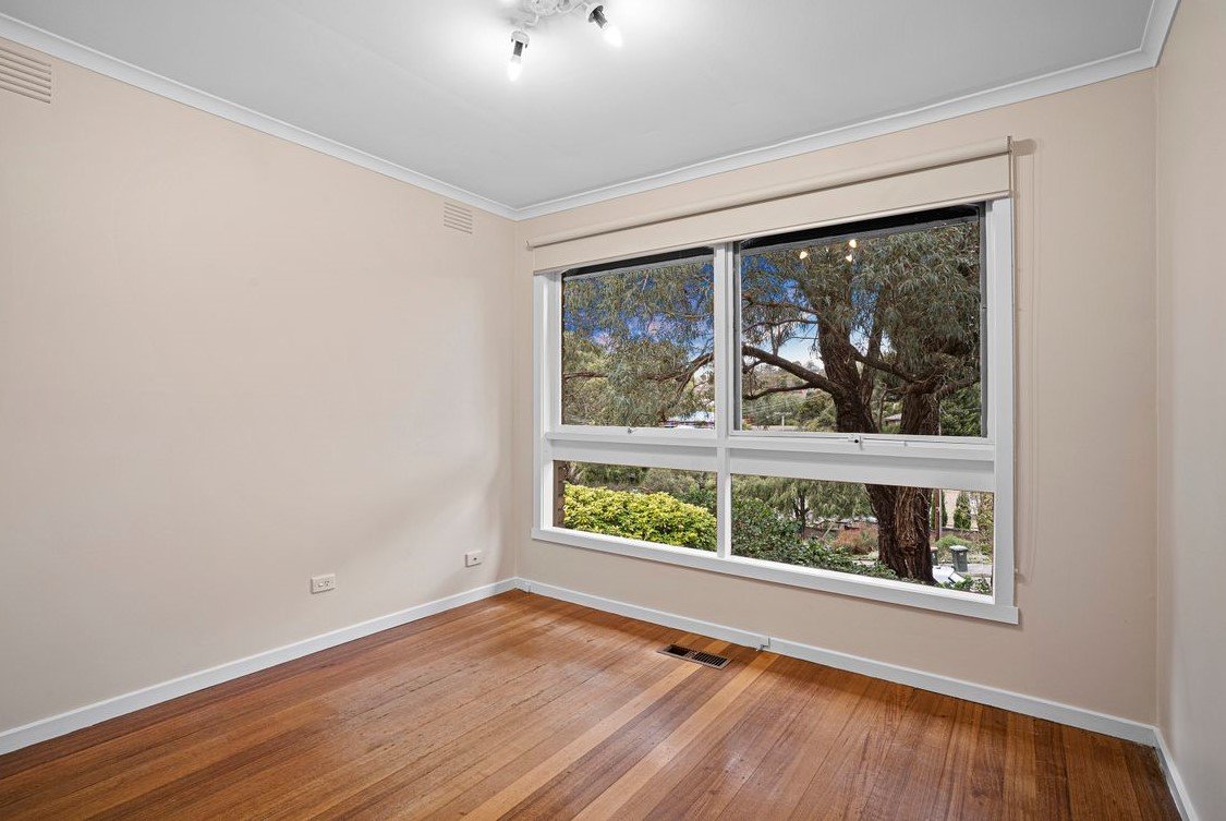 17 Glen Road, Mitcham image 7