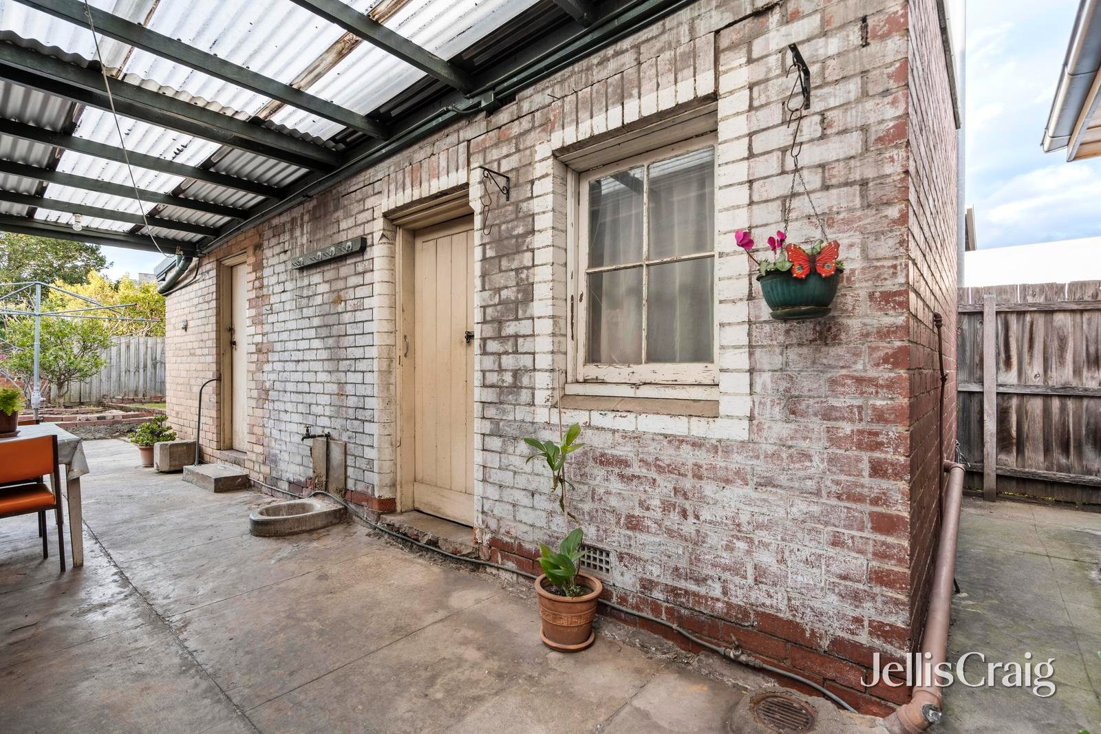 17 Glenlyon Road, Brunswick image 11