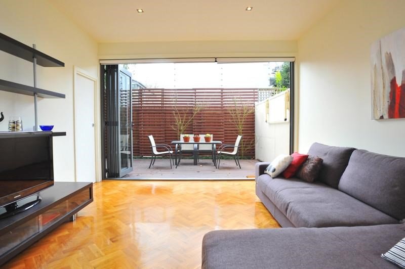 17 Goldsmith Street, Elwood image 5