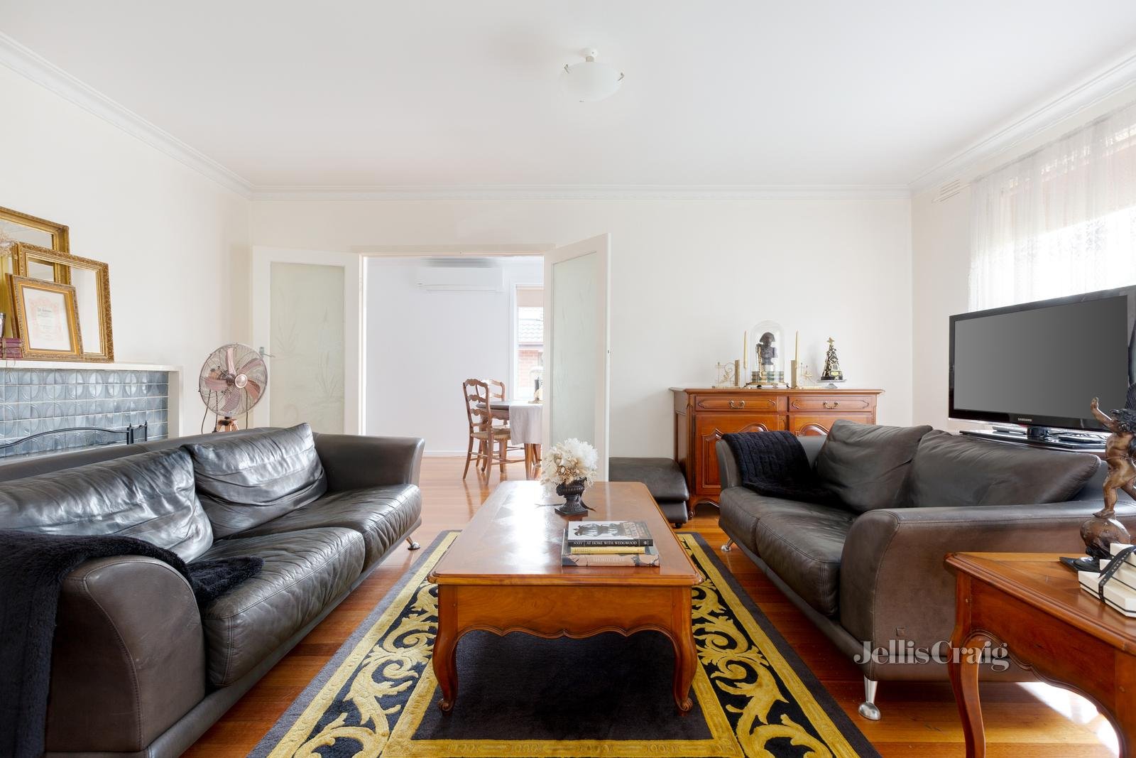 1/7 Golf Road, Oakleigh South image 2