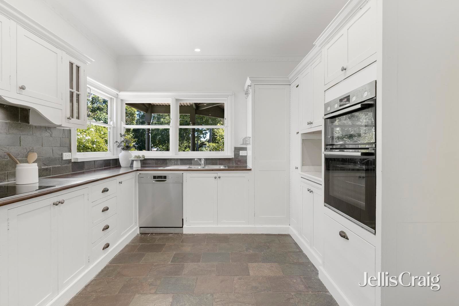 17 Goodwin Street, Blackburn image 4