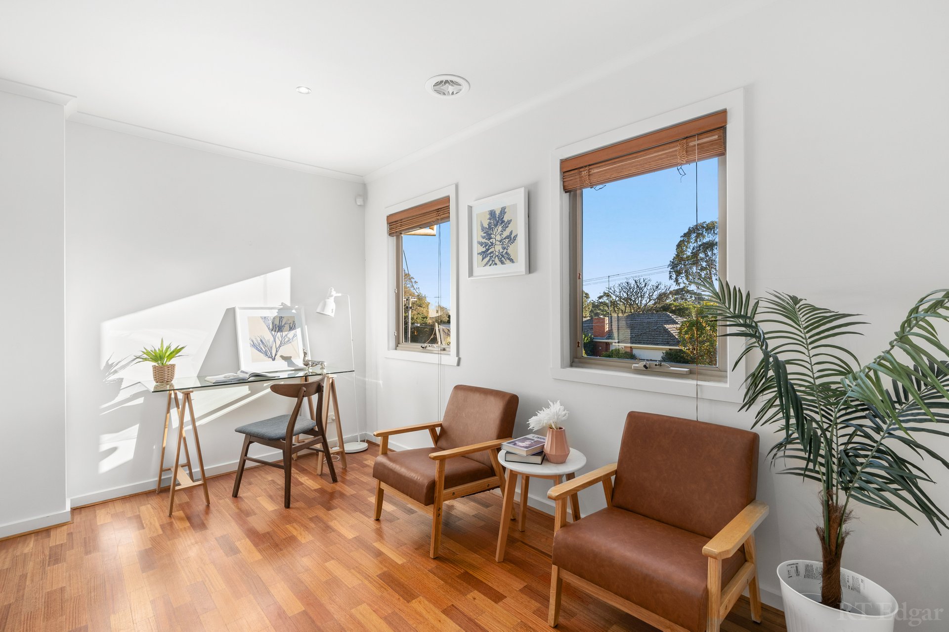 Property Gallery Thumbnail 8