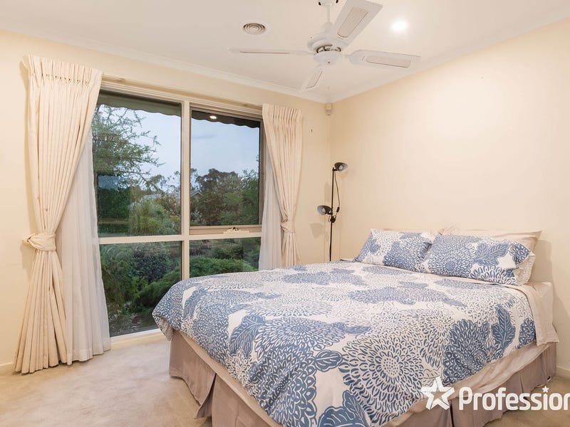 17 Graneby Rise, Mount Evelyn image 13