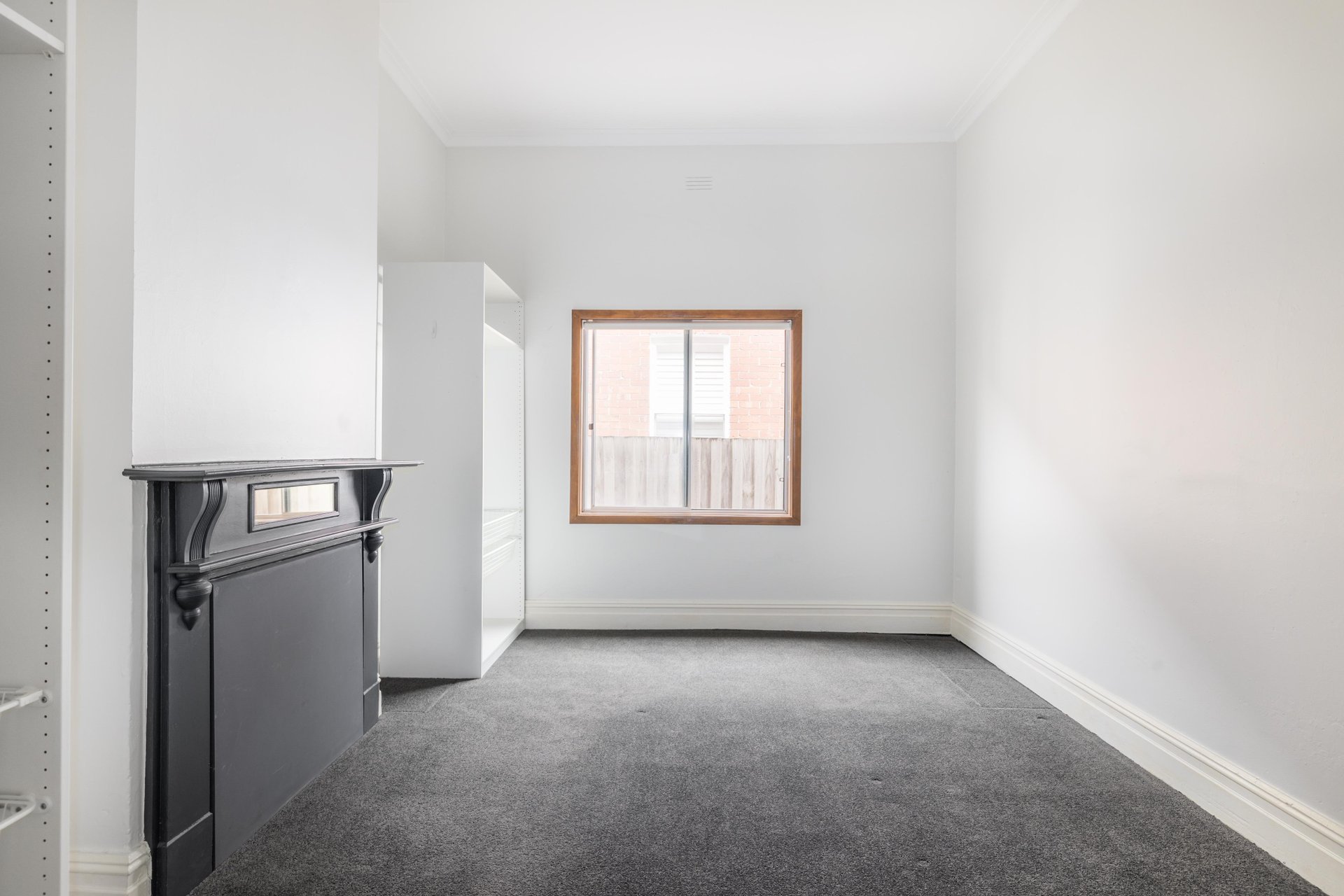 17 Green Street, Windsor image 2