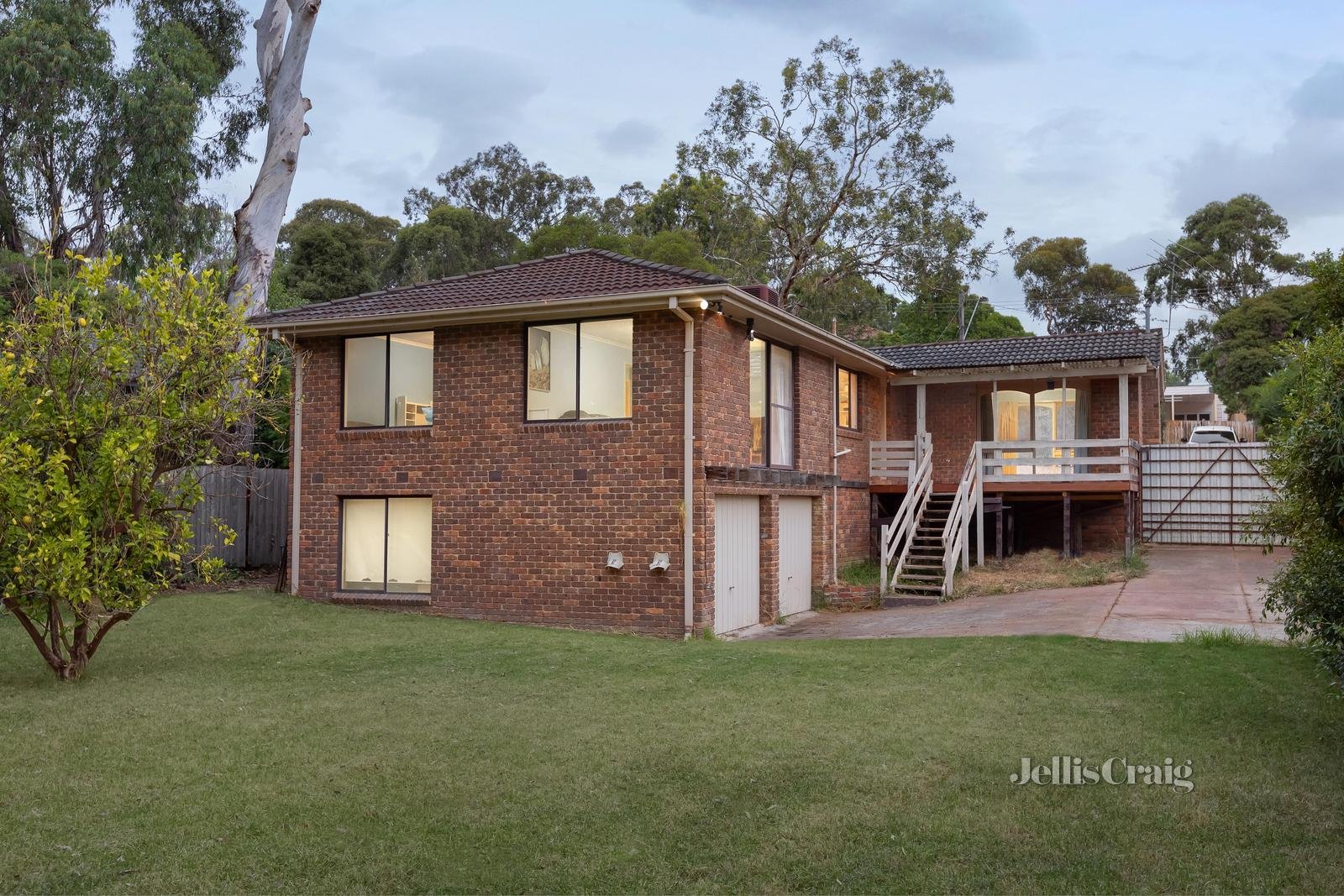 17 Grove Street, Eltham image 1