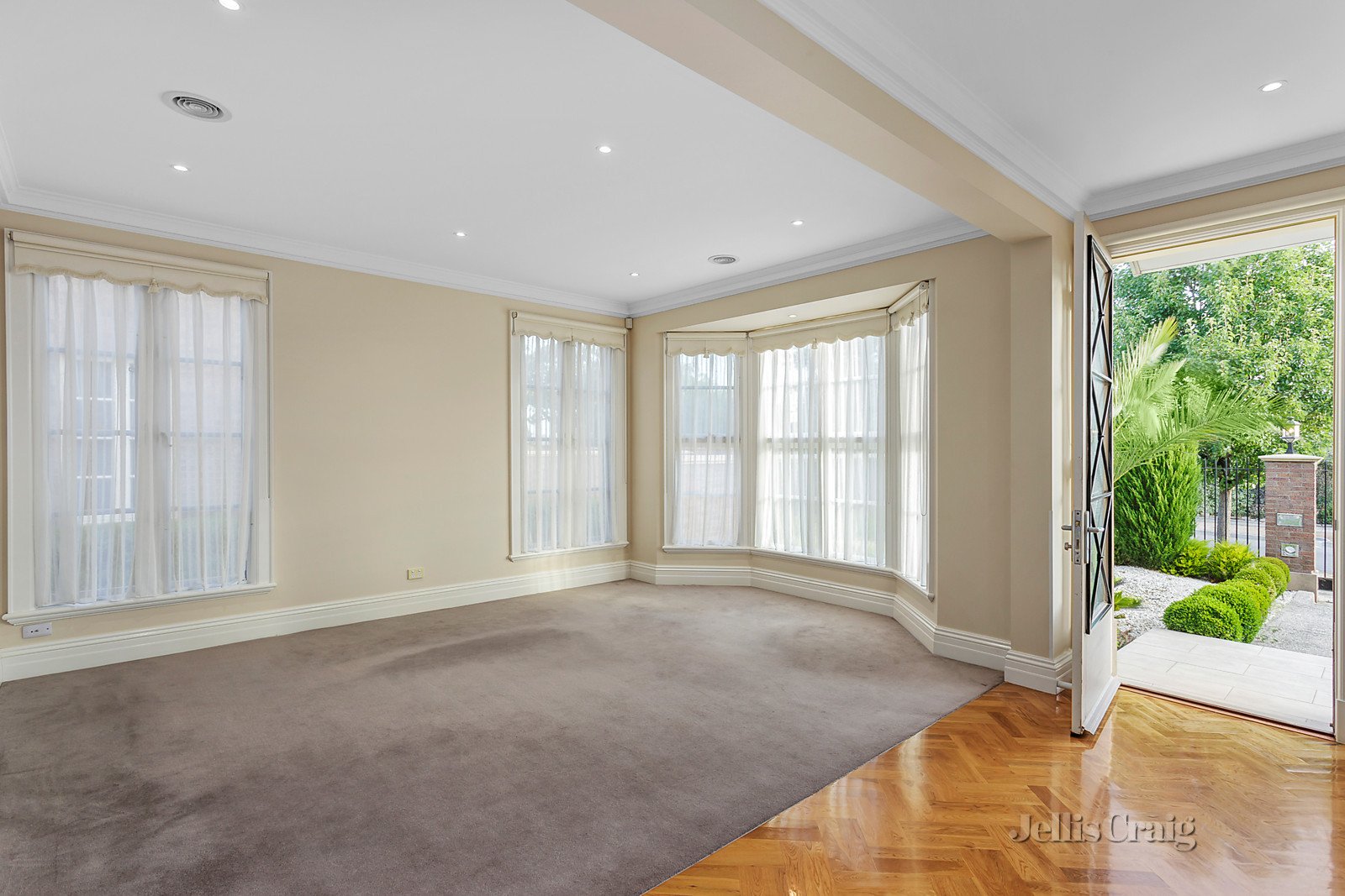 1/7 Hampshire Road, Doncaster image 6