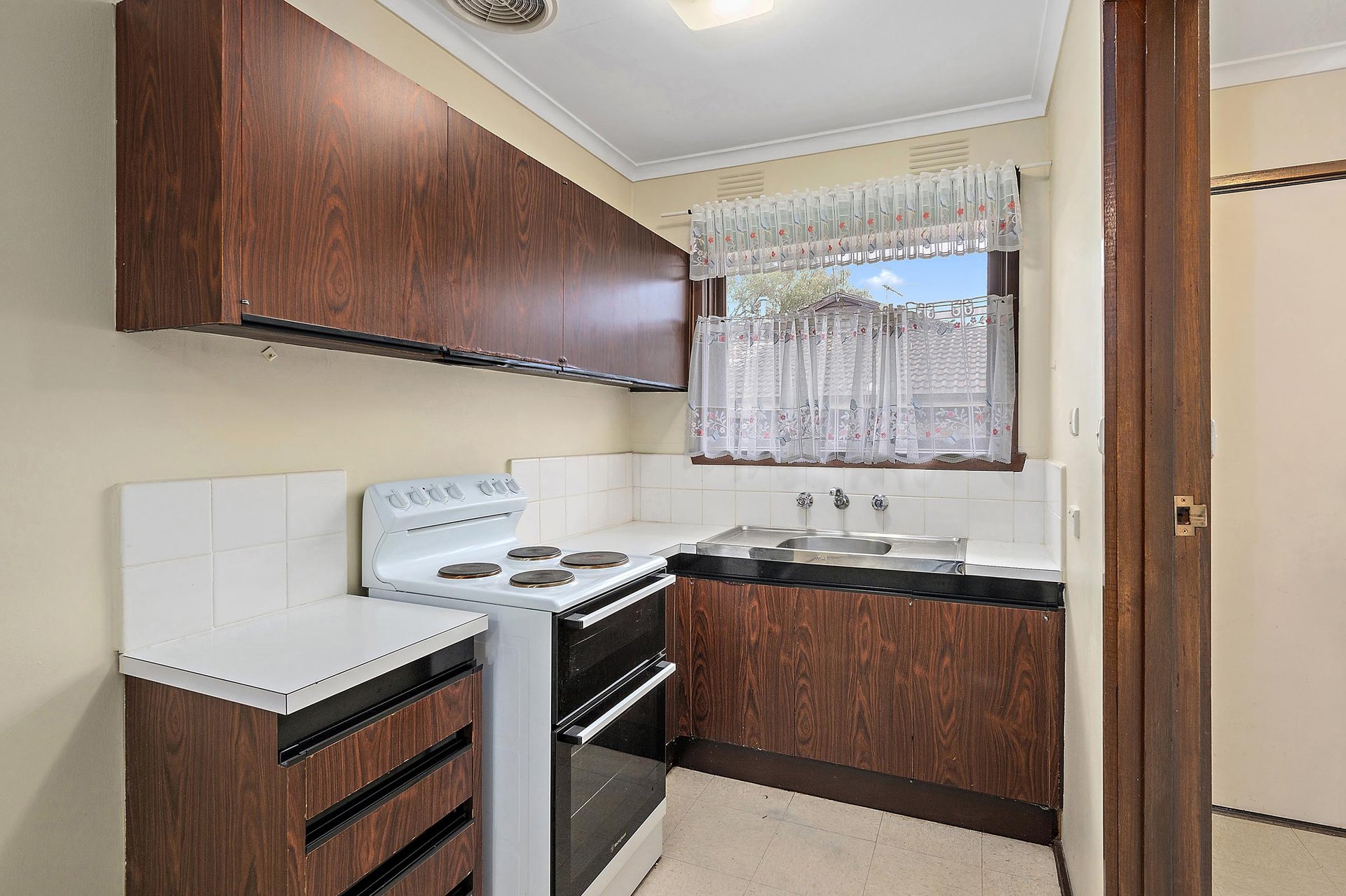 1/7 Harrison Street, Ringwood image 4